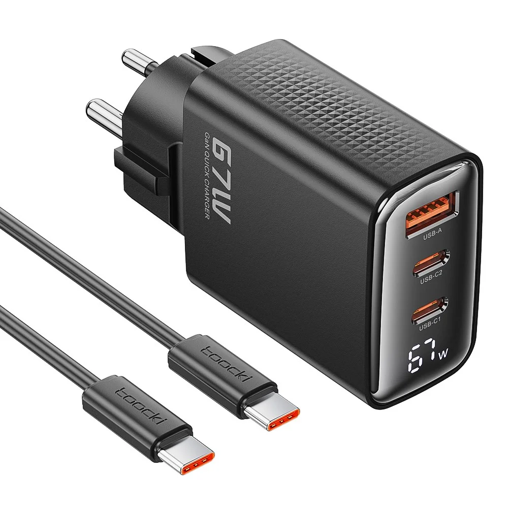 모든 기기를 빠르게 충전하는 200W 초고속 충전기 추천 4 Toocki GaN PPS 67W 3포트 접지형 디스플레이 초고속 멀티충